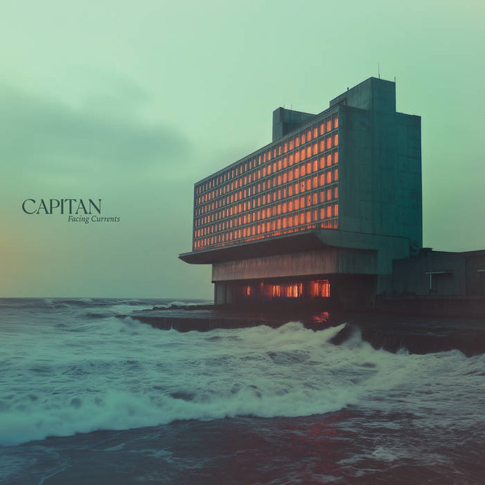 Title: Facing Currents (mint ed.)